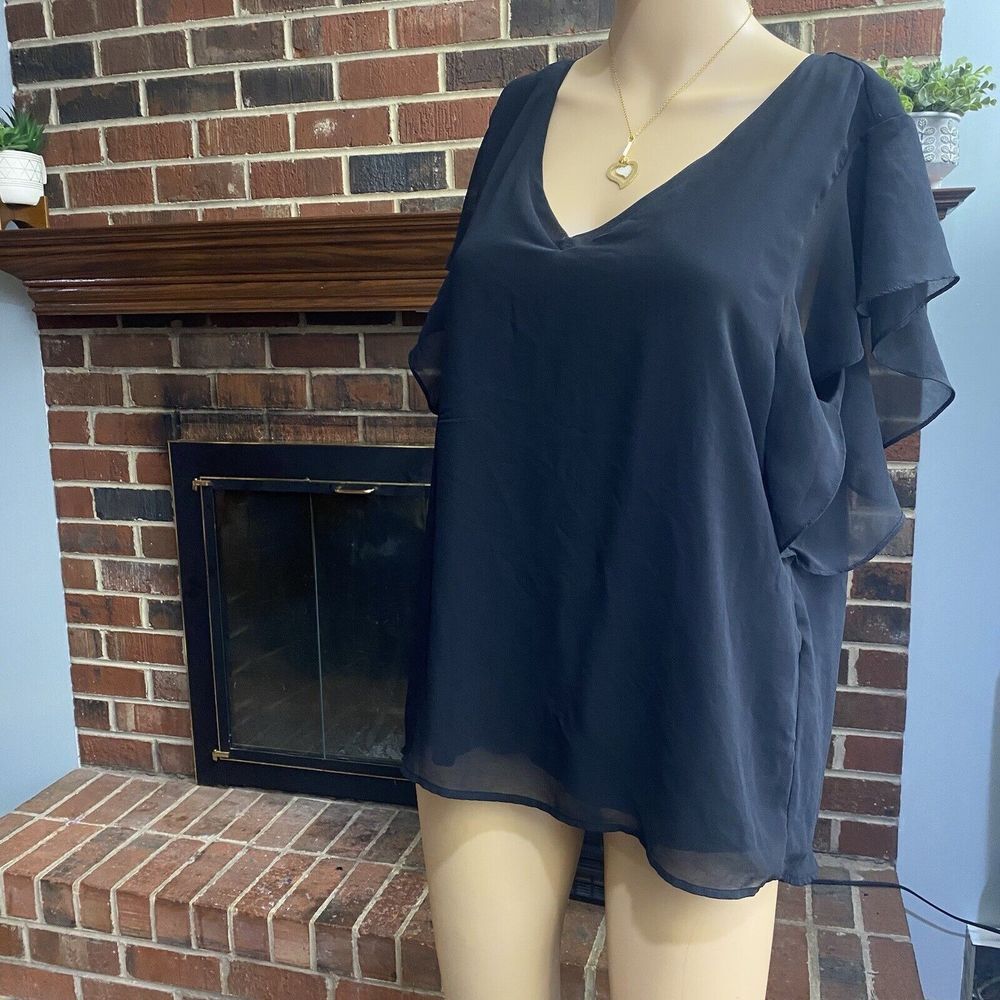 Calvin Klein Women's Size M Flutter Sleeve‎ Black Solid Blouse Top Pre Owned